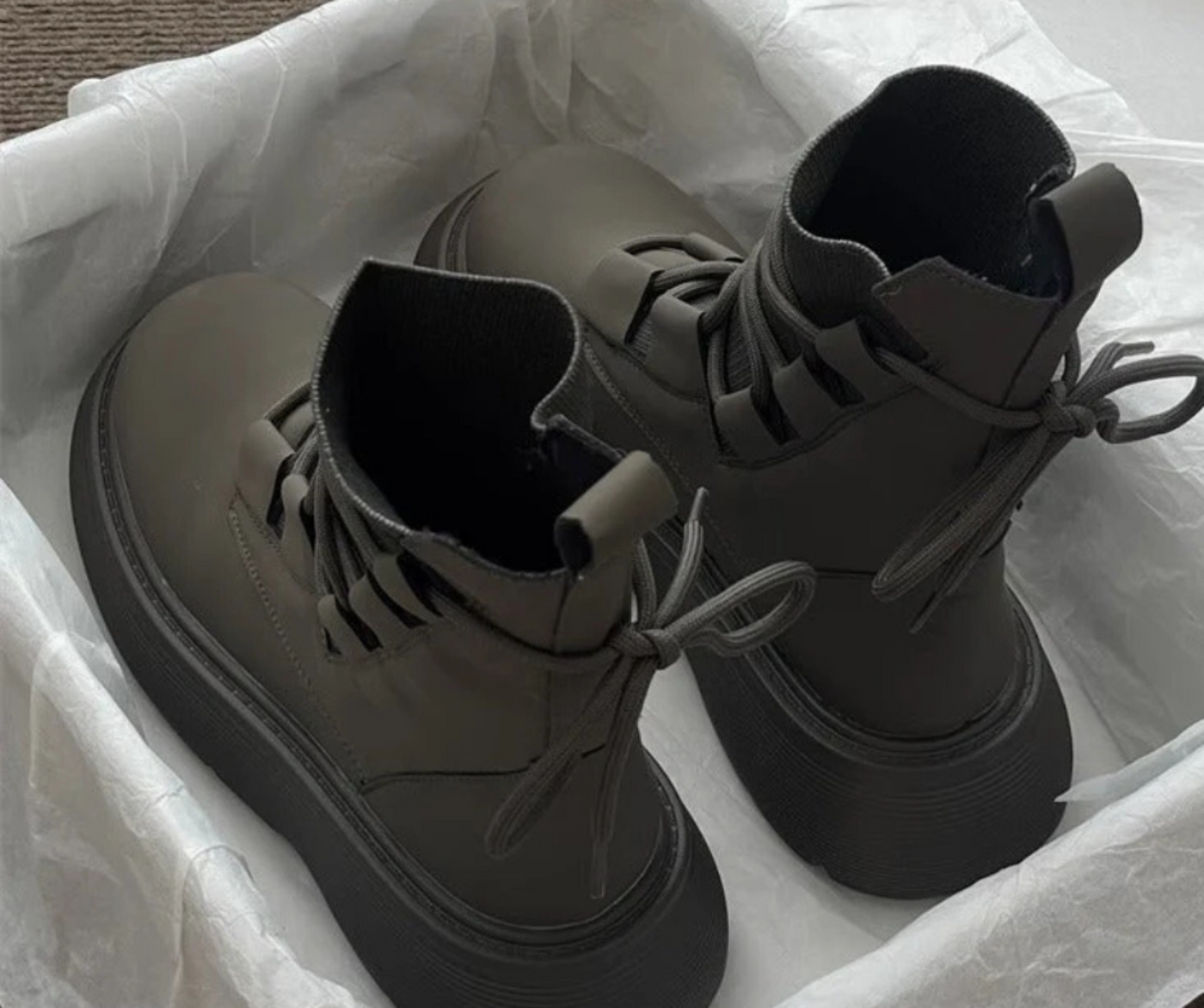 フェイ - エレガントなウィンターブーツ